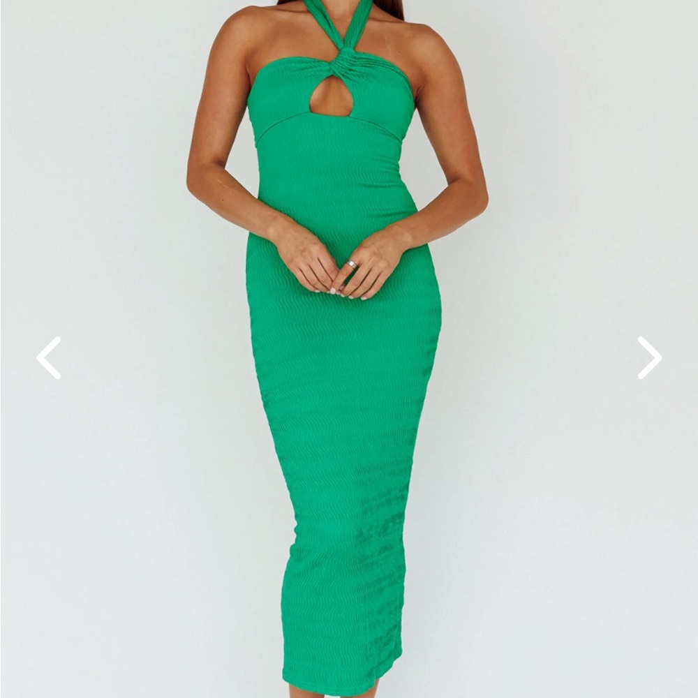 SELFIE LESLIE
Mari Halterneck Midi Dress Green